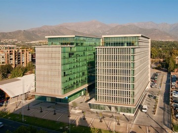 Oficina en arriendo mensual en Edificio Plaza San Damián, Las Condes