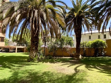 Departamento en venta en Luis Thayer Ojeda / Carmen Sylva, Providencia - 4 dormitorios, 3 baños