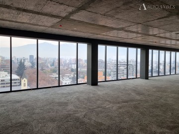 Oficina en arriendo mensual en Providencia Metro Los Leones, Providencia - 48 baños