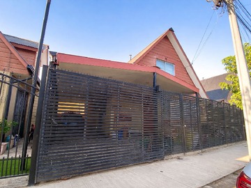 Casa en venta en Las Parras, Melipilla, Santiago Metropolitan Region 9580000, Chile, Melipilla - 3 dormitorios, 2 baños