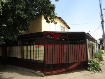 Casa en arriendo mensual en Casa Esquina de Dos Pisos con 2 Dormitorios, 1 Baño, Quilicura. - 2 dormitorios, 1 baño