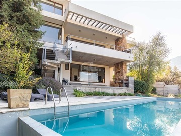 Casa en venta en Camino Real / Golf de Manquehue, Lo Barnechea - 5 dormitorios, 7 baños