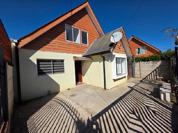 Casa en venta en Vendemos casa en hacienda las rastras, Talca - 4 dormitorios, 2 baños