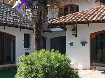 Casa en arriendo mensual en Casa Amplia Ideal para Familias Grandes (176160), San Bernardo - 5 dormitorios, 4 baños