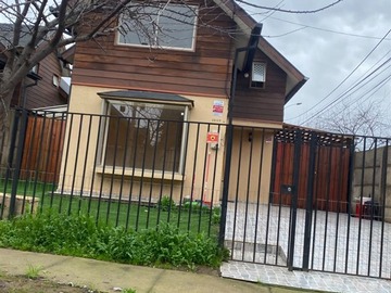 Casa en arriendo mensual en sector Las Rastras, Talca - 3 dormitorios, 2 baños