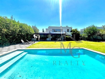 Casa en venta en Piedra Roja, Colina - 5 dormitorios, 4 baños