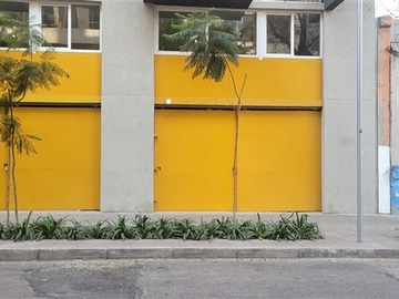 Local Comercial en arriendo mensual en Vergara / Domeyko, Santiago - 1 baño