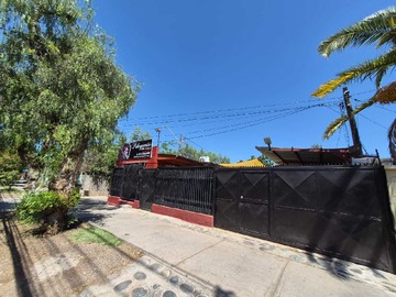 Casa en venta en Casa 4D/3B con Local comercial. Metro Bueras (149708), Maipú - 4 dormitorios, 3 baños