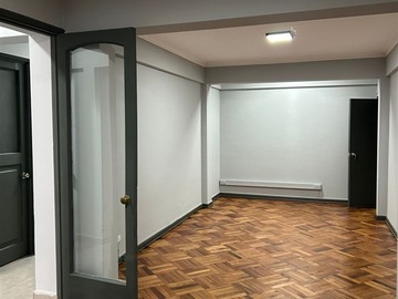 Local Comercial en arriendo mensual en Plaza de Puente Alto, Puente Alto - 4 baños