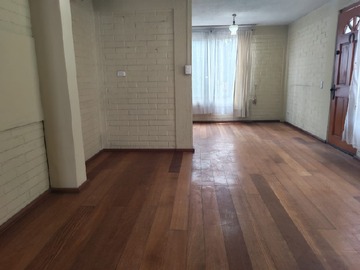 Casa en venta en Avenida méxico, Puente Alto - 2 dormitorios, 2 baños