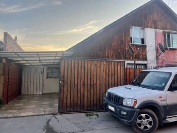 Casa en venta en Calle ensenada con av. La florida, La Florida - 3 dormitorios, 2 baños