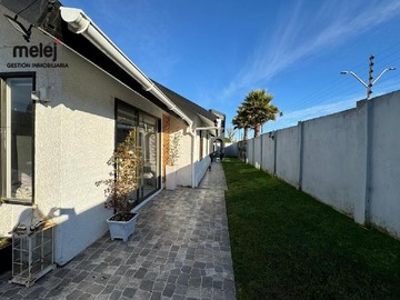 Casa en arriendo mensual en Blanca Estela, Concón - 4 dormitorios, 1 baño