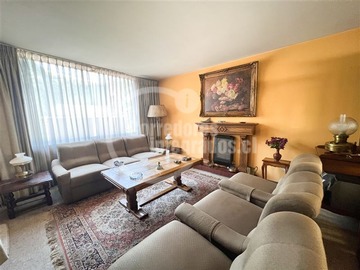 Casa en venta en Carlos Alvarado y Francisco Bilbao, Las Condes - 4 dormitorios, 4 baños
