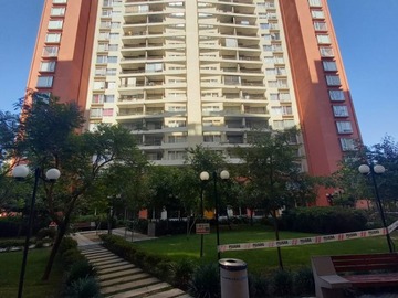 Departamento en venta en A pasos de mall plaza vespucio y estaciones de metro, La Florida - 2 dormitorios, 2 baños