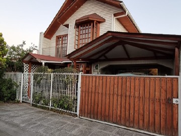 Casa en venta en Gran oportunidad, Puente Alto - 4 dormitorios, 2 baños