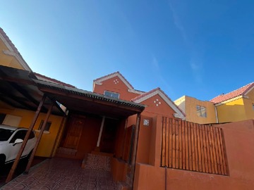 Casa en venta en Oficina Ausonia 120, Antofagasta - 3 dormitorios, 3 baños