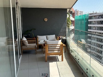 Departamento en venta en Metro Santa Lucía, Santiago - 2 dormitorios, 2 baños