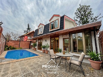 Casa en venta en Vitacura, Tupungato, Vitacura - 4 dormitorios, 3 baños