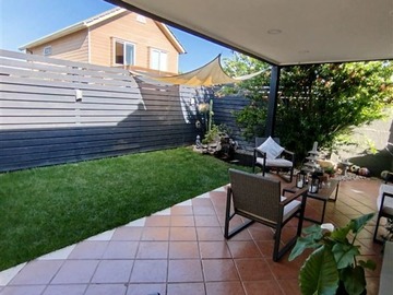 Casa en venta en Larapinta, Lampa - 3 dormitorios, 1 baño