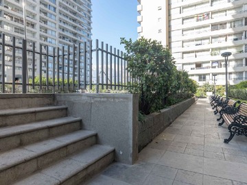 Departamento en venta en Avenida Américo Vespucio, Macul, Región Metropolitana de Santiago 7810000, Chile, Macul - 3 dormitorios, 2 baños