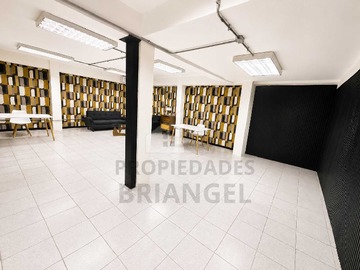 Oficina en arriendo mensual en Arrienda oficina céntrica y remodelada (178556), Antofagasta - 1 dormitorio, 1 baño