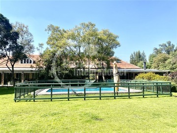 Casa en venta en Chicureo iii, Colina - 12 dormitorios, 7 baños