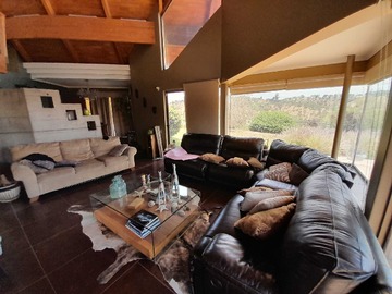 Terreno en venta en Hacienda San Isidro, Preciosa Casa, Piscina (174103), Limache - 4 dormitorios, 4 baños