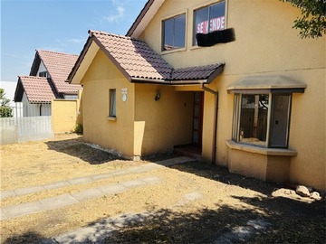 Casa en venta en Alto macul, La Florida - 5 dormitorios, 4 baños