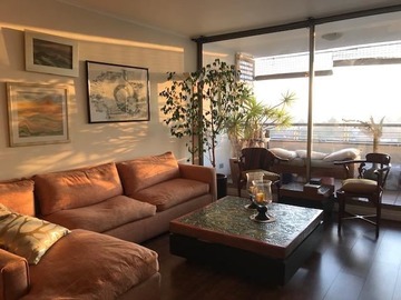 Departamento en venta en Latadia/Hernando de Magallanes, Las Condes - 2 dormitorios, 2 baños