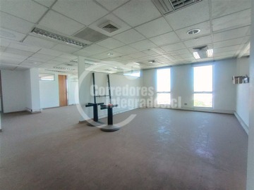 Oficina en arriendo mensual en Pedro de Valdivia / Providencia, Providencia - 10 dormitorios, 11 baños