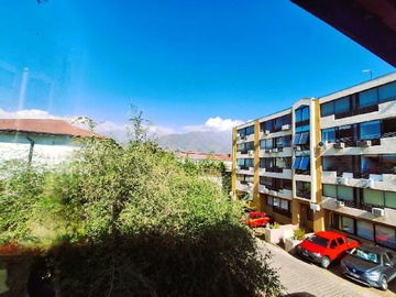 Casa en venta en Hogar Luminoso Ideal para Inversión (136011), La Reina - 4 dormitorios, 1 baño