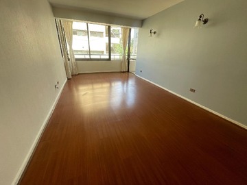 Departamento en venta en Depto Remodelado 2D 2B Neveria, Las Condes (134909), Las Condes - 2 dormitorios, 2 baños