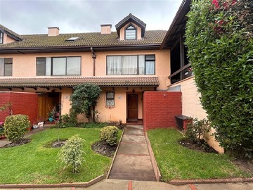Casa en venta en Condominio Jardín del Mar, Viña del Mar - 4 dormitorios, 3 baños