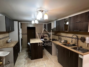 Casa en arriendo mensual en Radomiro Tomic, Calama - 4 dormitorios, 4 baños