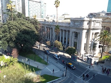 Oficina en arriendo mensual en Remodelada, 379 m2. Miraflores con Moneda (170205), Santiago - 8 dormitorios, 6 baños