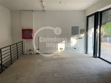 Local Comercial en venta en Libertad / Erasmo Escala, Santiago - 1 baño