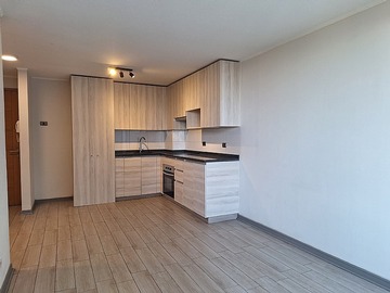 Departamento en venta en Vargas buston / colegio tomás moro/ estacionamiento y bodega, San Miguel - 2 dormitorios, 2 baños