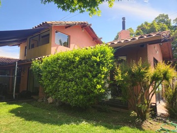 Local Comercial en arriendo mensual en Av.La dehesa - Las Araucarias, Lo Barnechea