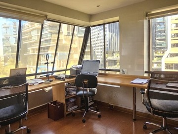 Oficina en venta en El bosque - apoquindo, Las Condes - 5 dormitorios, 2 baños