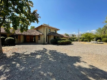 Casa en venta en Colina, Colina - 5 dormitorios, 5 baños