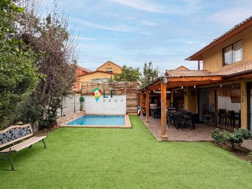 Casa en venta en Casa Chilena, condominio, 2 pisos, Pumahue (178780), Huechuraba - 3 dormitorios, 3 baños