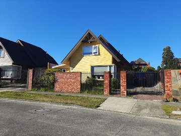 Casa en venta en Casa en Mirador de la Bahía (9374), Puerto Montt - 3 dormitorios, 3 baños