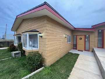 Casa en venta en Gomez carreño con ernesto riquelme, Quintero - 3 dormitorios, 2 baños