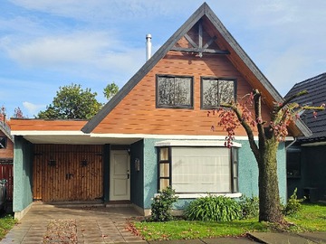 Casa en venta en Avenida Oriente 100, Los Ángeles - 3 dormitorios, 3 baños