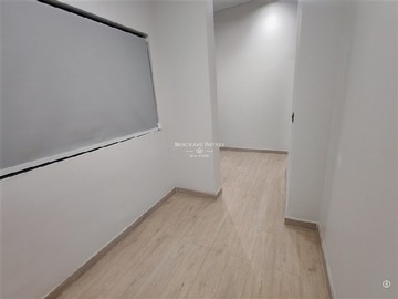Oficina en arriendo mensual en Metro Pedro De Valdivia, Providencia - 2 dormitorios, 2 baños