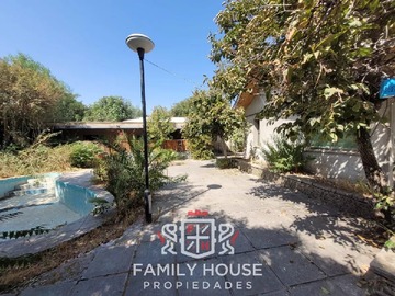 Casa en venta en Principe de Gales, La Reina - 7 dormitorios, 4 baños
