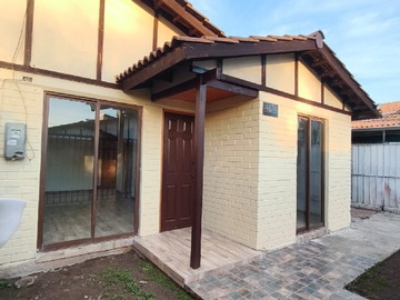 Casa en venta en Los Arquitectos, Macul, Región Metropolitana de Santiago 7810000, Chile, Macul - 3 dormitorios, 1 baño