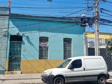 Casa en venta en Padre Orellana, Santiago - 10 dormitorios, 1 baño