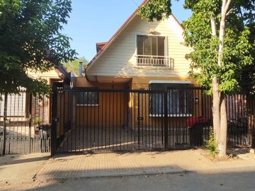 Casa en arriendo mensual en Av la travesia, Pudahuel - 3 dormitorios, 2 baños