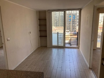 Departamento en venta en Metro Plaza de Armas y Puente Cal y Canto, Santiago - 2 dormitorios, 2 baños